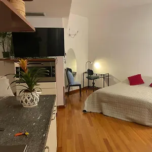 Loft 11 - Anja's Talot Close To F1 Free Parking & Shuttle Monza